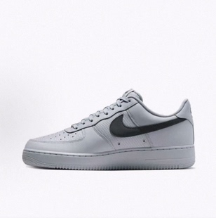 Nike Air Force 1 '07 LV8 板鞋 男款
