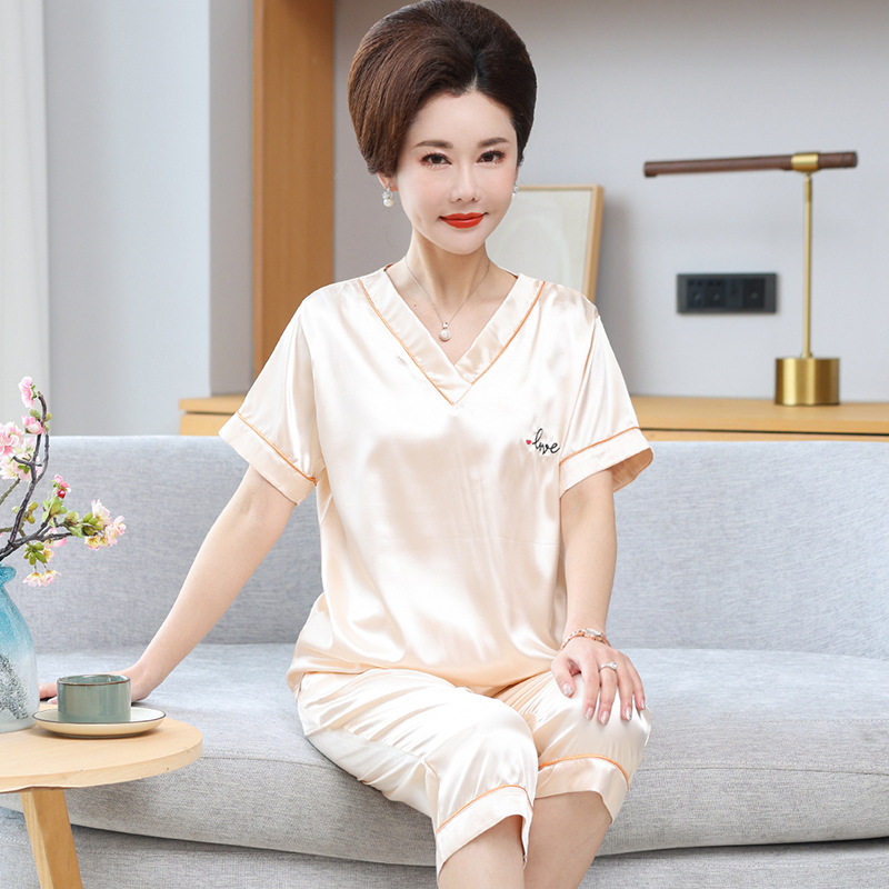 睡衣女夏季冰丝透气宽松短袖短裤可外穿中老年妈妈大码家居服