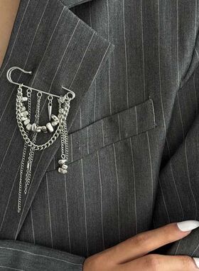 Fashionable Irregular B Tassel Chain Brooch Niche Design Mul