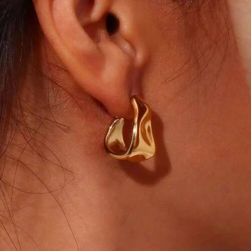 Metal Irregular Pleated Stud Earrings for Woman New ndy Simp