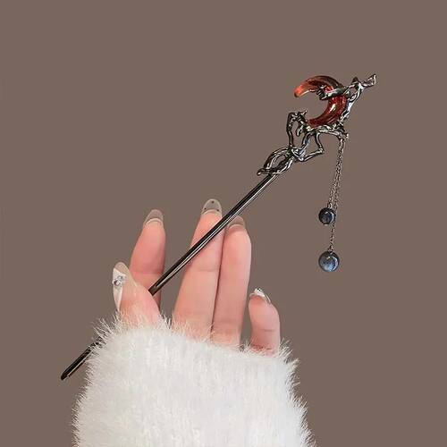 Metal Red Moon Tassel Hair  for Women Vintage New Chinese St