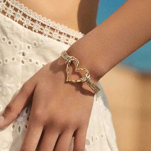 New Vintage Leather Heart Texture Bracelet Adjustable for Me