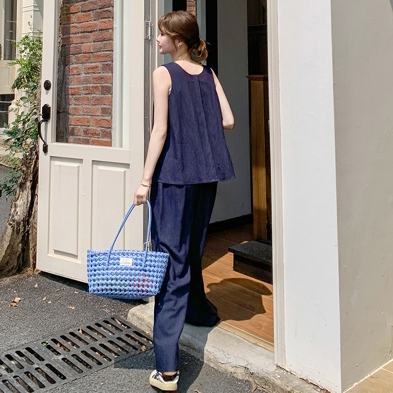 新品现货设计款后背牛仔两件套套装2C139-8222-P150-K218,女装套装/套裙,2C139