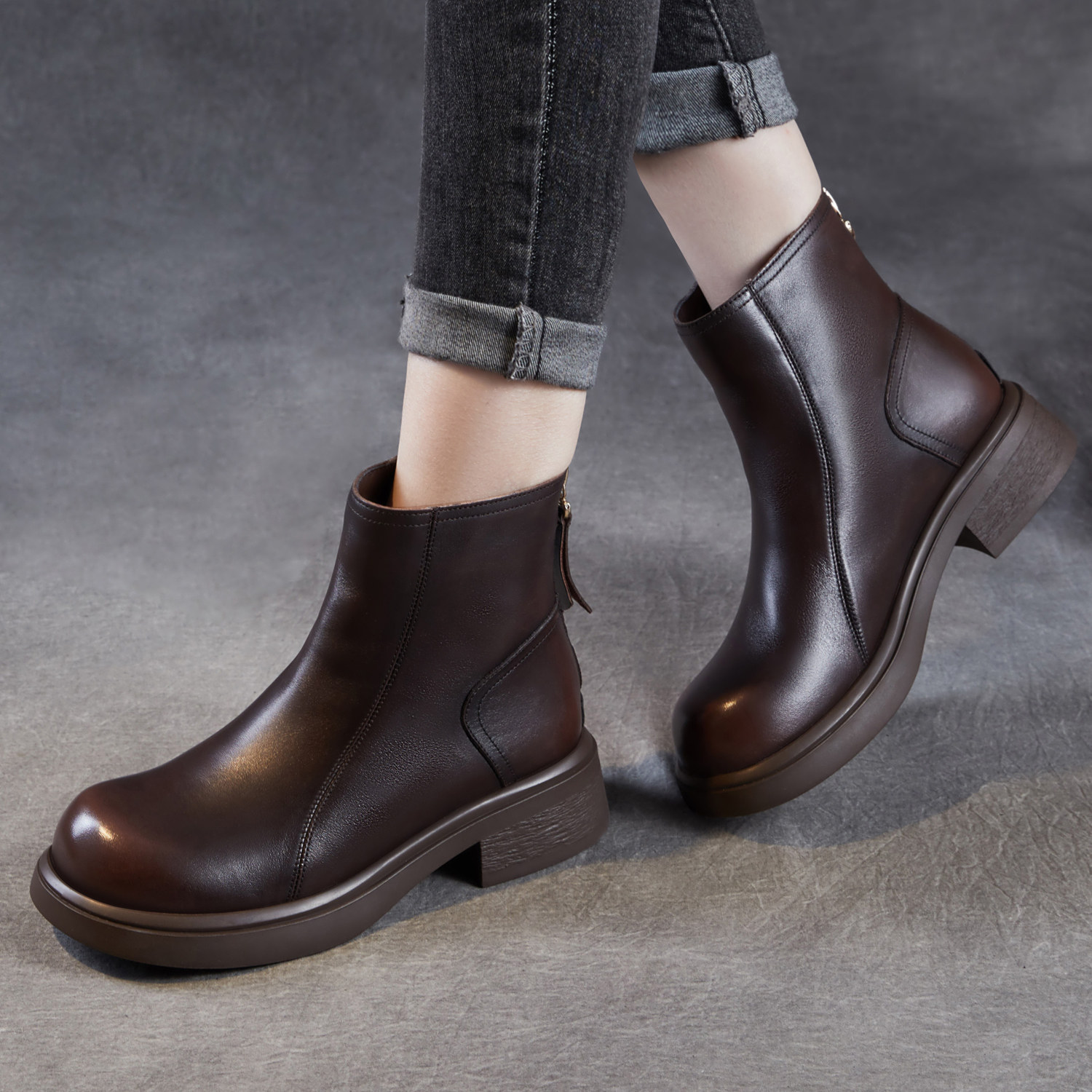 头层牛皮擦色英伦马丁靴女2025秋冬真皮瘦瘦靴平底时装短靴子加绒