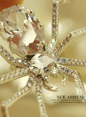 XZ411白色大蜘蛛胸针女高档气质胸花别针西装配饰潮新款礼品大衣