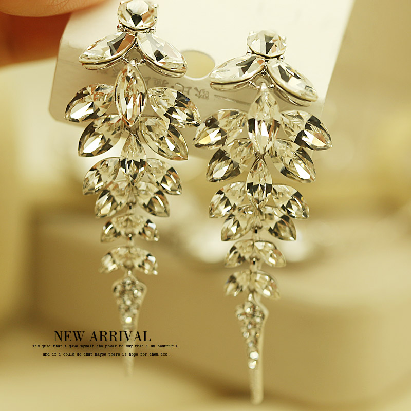 优雅奥地利合成水晶耳环