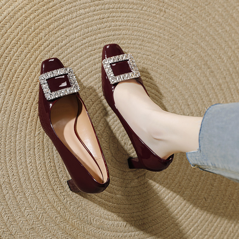 法式小香风浅口单鞋女春秋漆皮黑色高跟鞋7cm粗跟方头气质水钻通