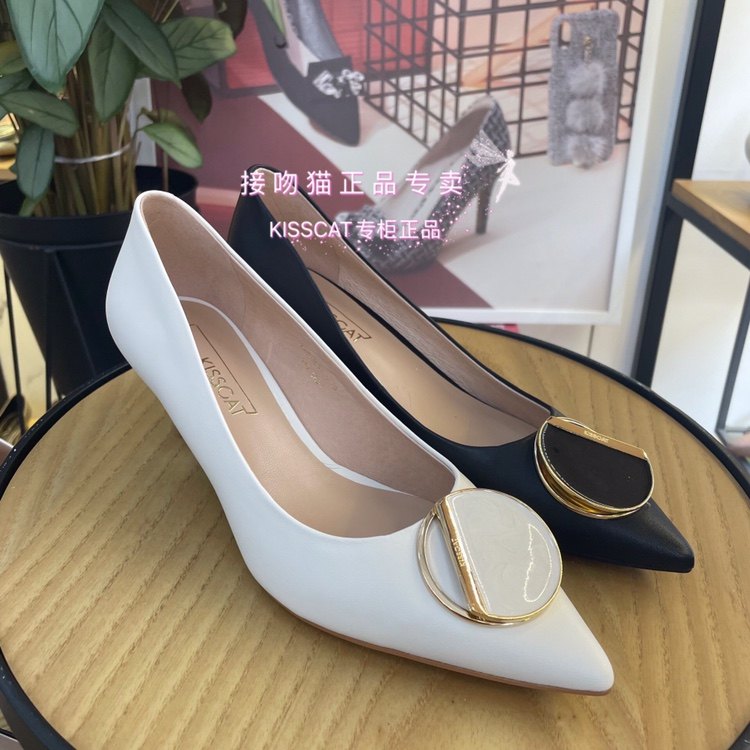 kisscat接吻猫专柜正品2022春新款细跟尖头羊皮女ka32103-14浅口