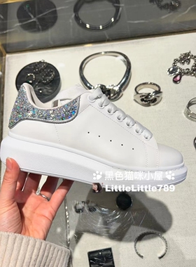 英国比斯特折扣McQueen麦昆新款女士银色闪粉尾全皮系带小白鞋