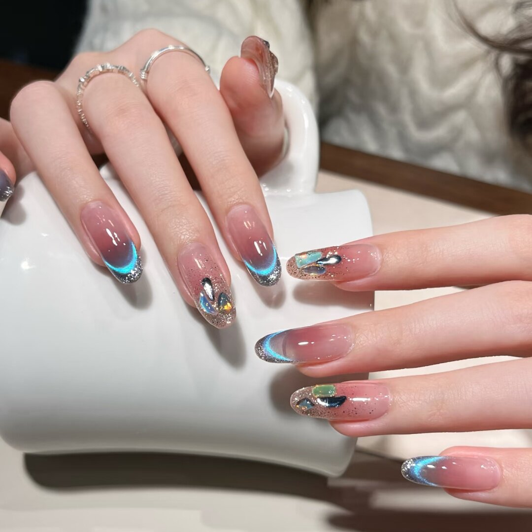 纯手工穿戴甲2026新款蓝色双光长款显白气质假指甲贴片可拆卸美甲