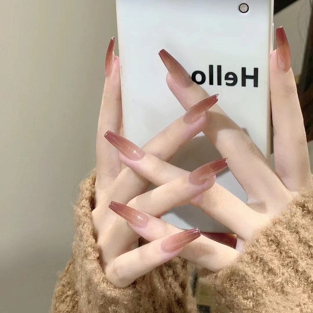 假指甲手工穿戴甲纯欲咖色渐变