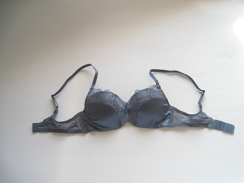 薄棉罩杯隐形钢圈好版型文胸