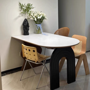 法式中古风餐桌现代简约小户型家用洞石岩板岛台实木餐桌椅组合