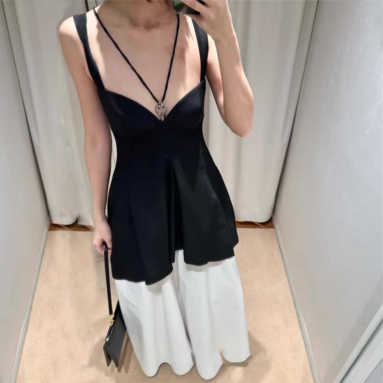 设计师买手店日本新品时髦高级气质v领吊带裙时装成衣上衣礼服裙