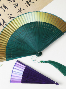 478中国风7寸扇子古风渐变色舞蹈折扇中式国风马面裙汉服国潮竹扇