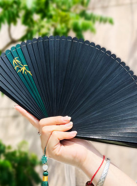 中国风玄青全竹扇子女士镂空花卉折扇古风便携好开合汉服舞蹈扇