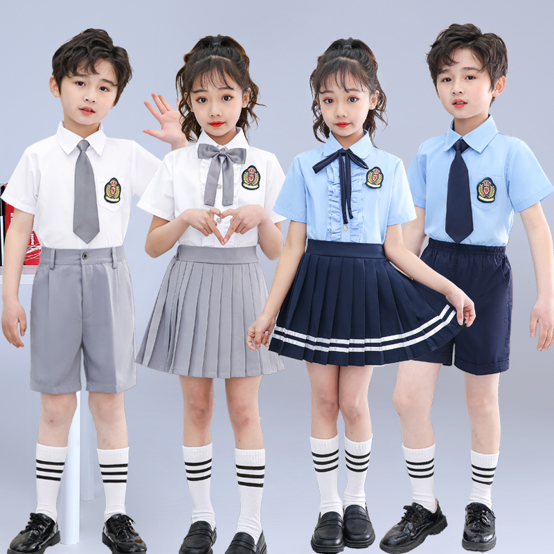 幼儿园毕业照班服校服