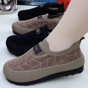 新款冬季加绒加厚棉靴保暖中老年棉鞋平底休闲舒适妈妈老北京布鞋