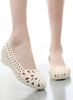 夏季坡跟护士鞋白色凉鞋女夏塑料镂空孕妇妈妈鞋工作鞋鸟巢洞洞鞋