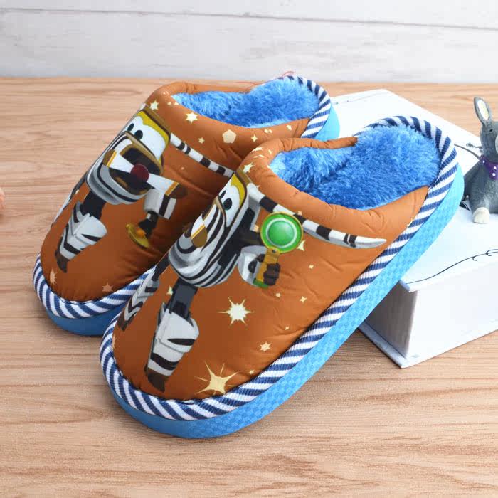 Pantoufles enfants en autre pour hiver - semelle caoutchouc antidérapant - Ref 1011046 Image 3