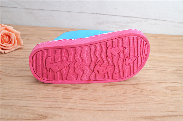 Pantoufles enfants en autre pour hiver - semelle caoutchouc antidérapant - Ref 1011046 Image 5