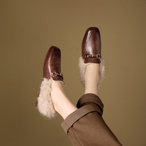 羊皮毛毛鞋女平底单鞋2025冬新款真皮方头乐福鞋兔毛加绒保暖棉鞋