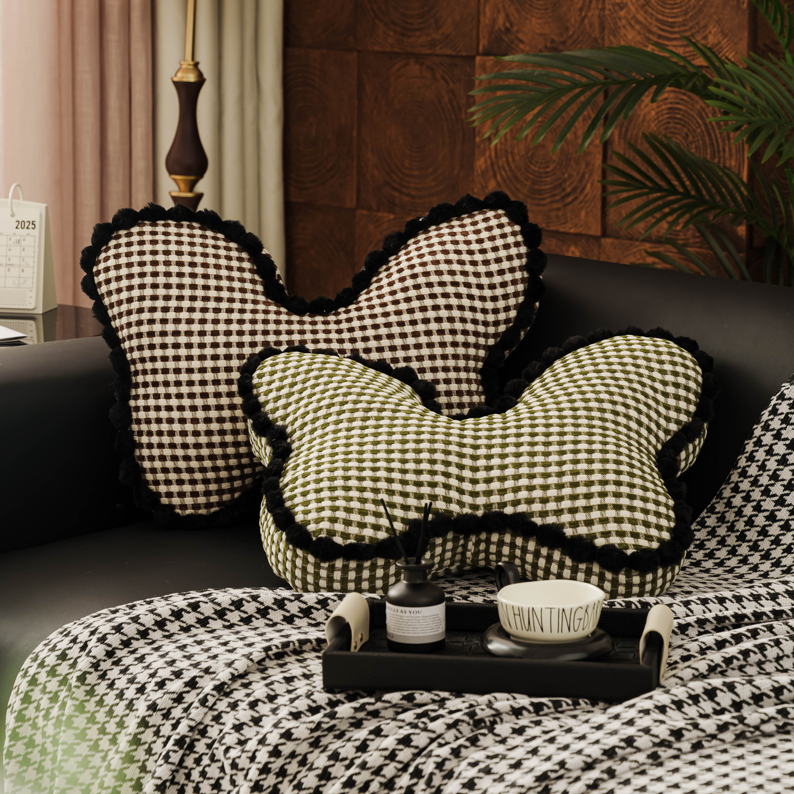 凤蝶舞蝴蝶造型靠枕抱枕民宿装饰