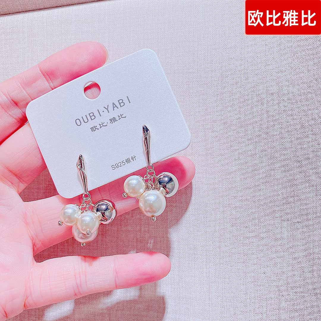 欧比雅比饰品法式金属球珍珠耳环银针时尚个性设计感大气百搭耳钉