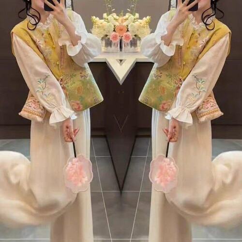 直播爆款新中式重工刺绣马甲2026