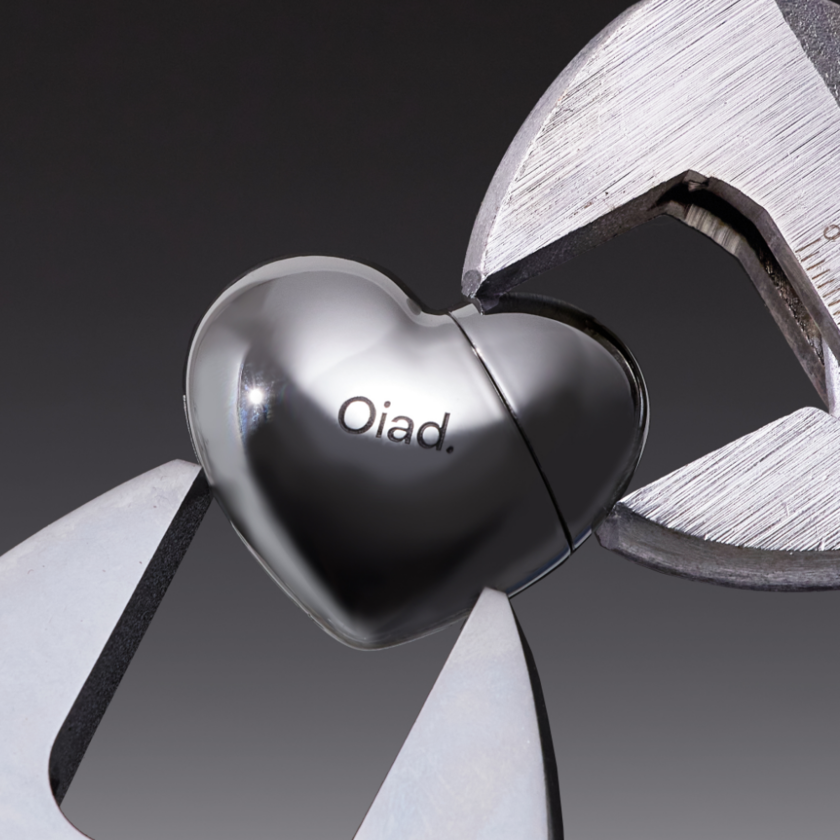 韩国代购 Oiad Mousse cheek on Silveric heart 银爱心腮红24新