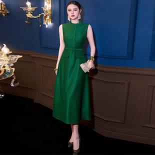 优雅气质女装2026年春夏季新款高级感名媛无袖中长款收腰连衣裙潮