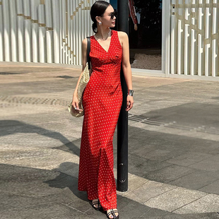 夏季新款高端重磅真丝长裙名媛轻奢桑蚕丝红色小梅花V领连衣裙女