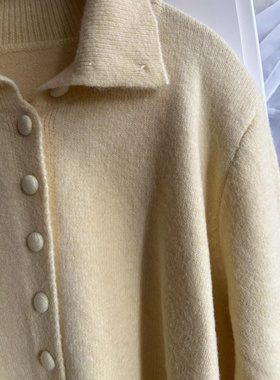 羊毛厚款高领翻领两穿淡黄色长袖毛衣款式休闲开衫慵懒复古韩国