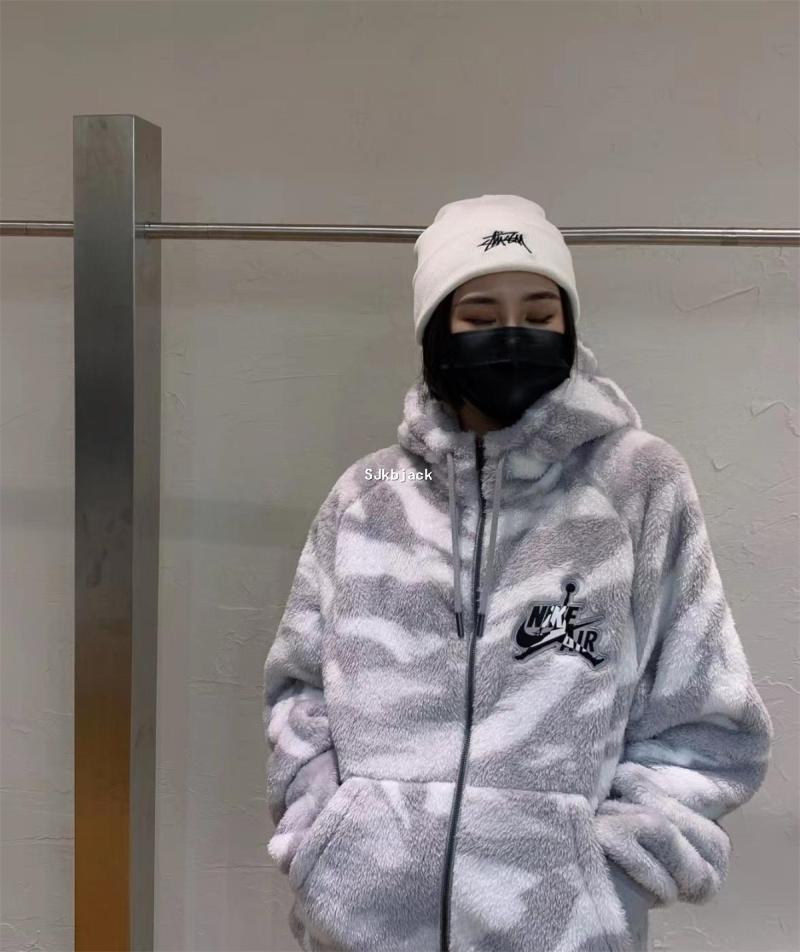 AirJordan拉链连帽夹克外套