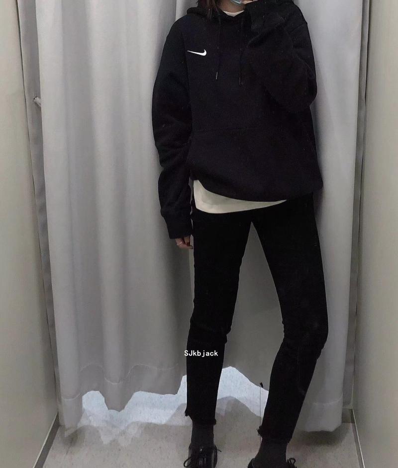 NIKESportswear潮流套头衫卫衣