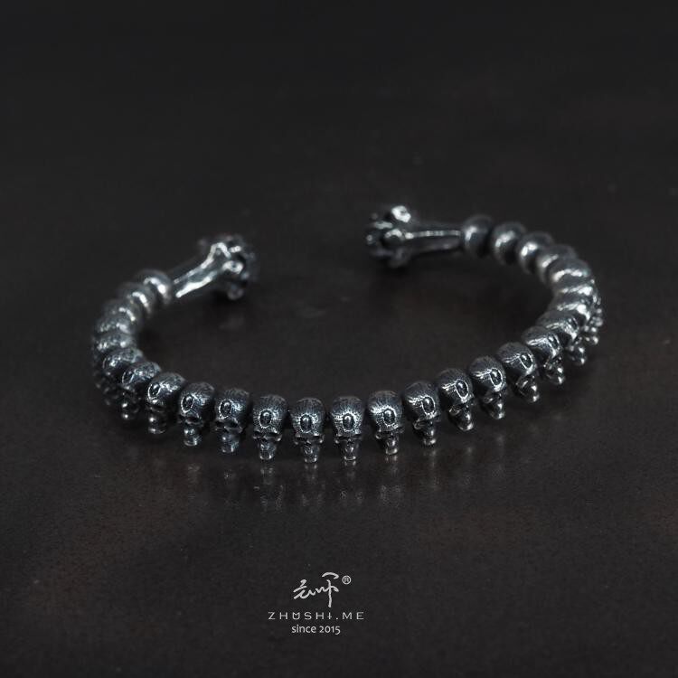 主师原创新款s925纯银手工制作三眼骷髅头简约暗黑男女百搭手镯