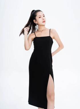 韩国ulzzang秋冬新款法式气质时尚一字领修身显瘦开叉吊带连衣裙