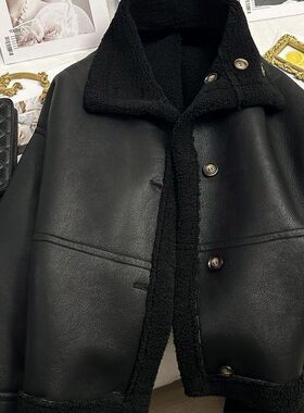 黑色羊羔毛皮毛一体外套女2025冬装新款高级保暖复古耐脏皮衣潮