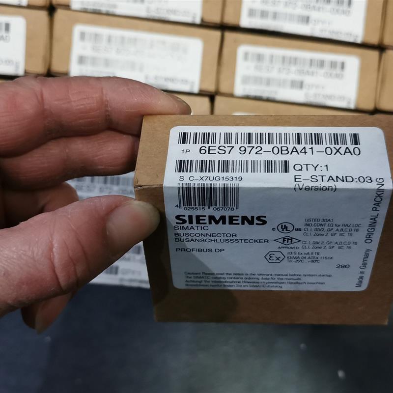 * 6ES7972 6ES7 972-0BA41-0XA0 西门子DP插头 全新原装现货