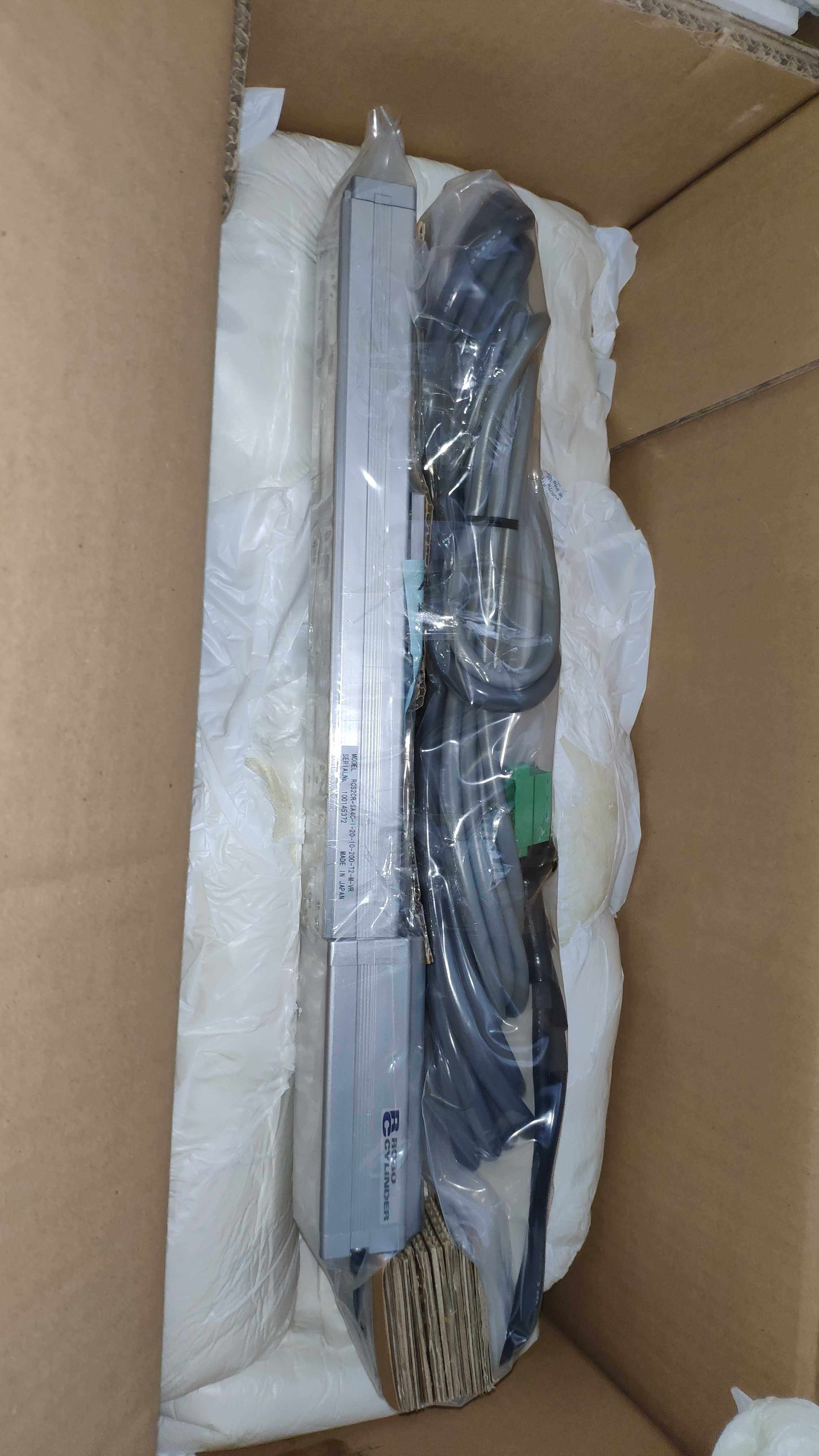 iai电缸rcs2cr-sa4c-i-20-10-200-t2-m-vr 驱动scon-c-20i-np-2-2