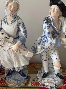 Meissen梅森少见大尺寸青花瓷偶一对 32cm高 剑柄时期一级