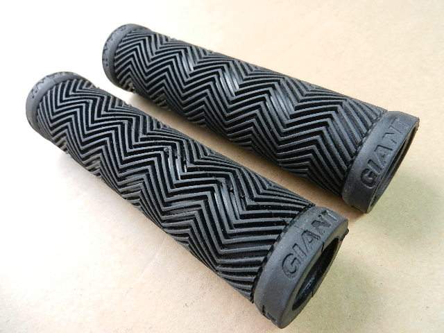 Poignées de vélo GIANT - Ref 2335700 Image 1