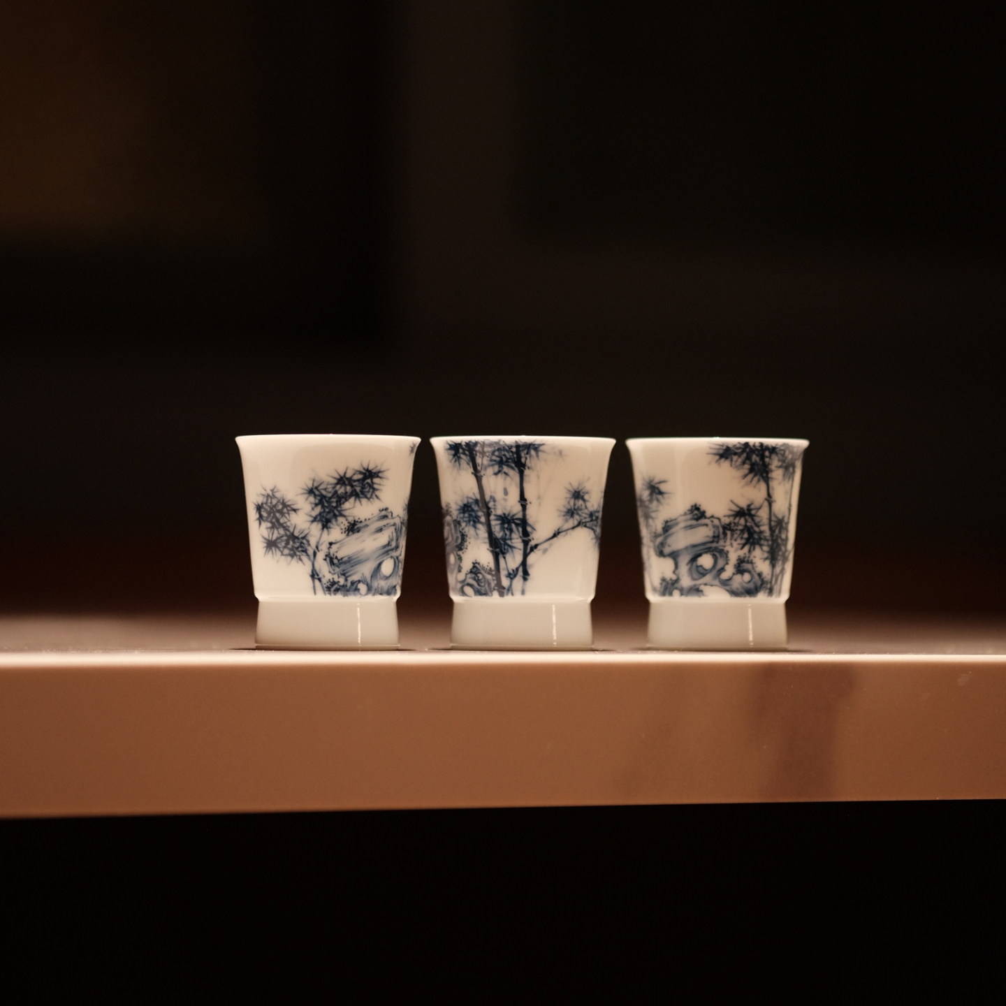 半斋青花竹影功夫茶杯景德镇手绘陶瓷茶具客杯主人杯三只装套杯子