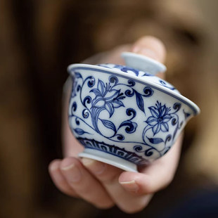 霖松堂明青花缠枝百合小盖碗景德镇手绘陶瓷茶具单个迷你泡茶碗