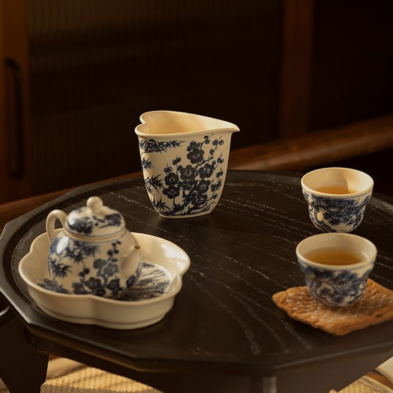 霖松堂青花手绘岁寒三友松竹梅景德镇陶瓷茶具养开片泡茶壶160ml