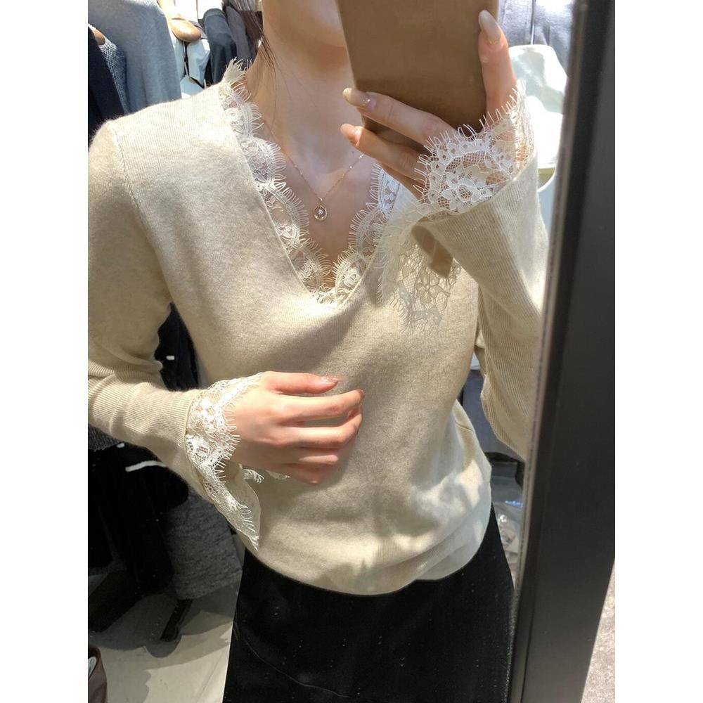 绝美法式气质蕾丝v领打底衫女秋冬喇叭袖上衣高级感针织毛衣内搭