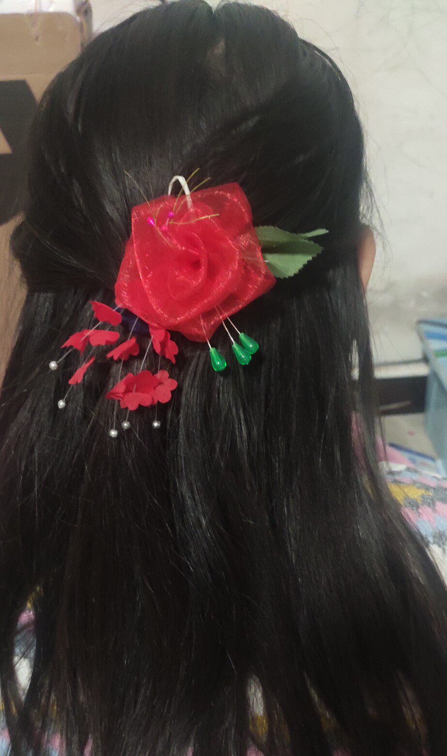 80年代,老式新娘头花,春节头花,以前的老库存,有2个颜色