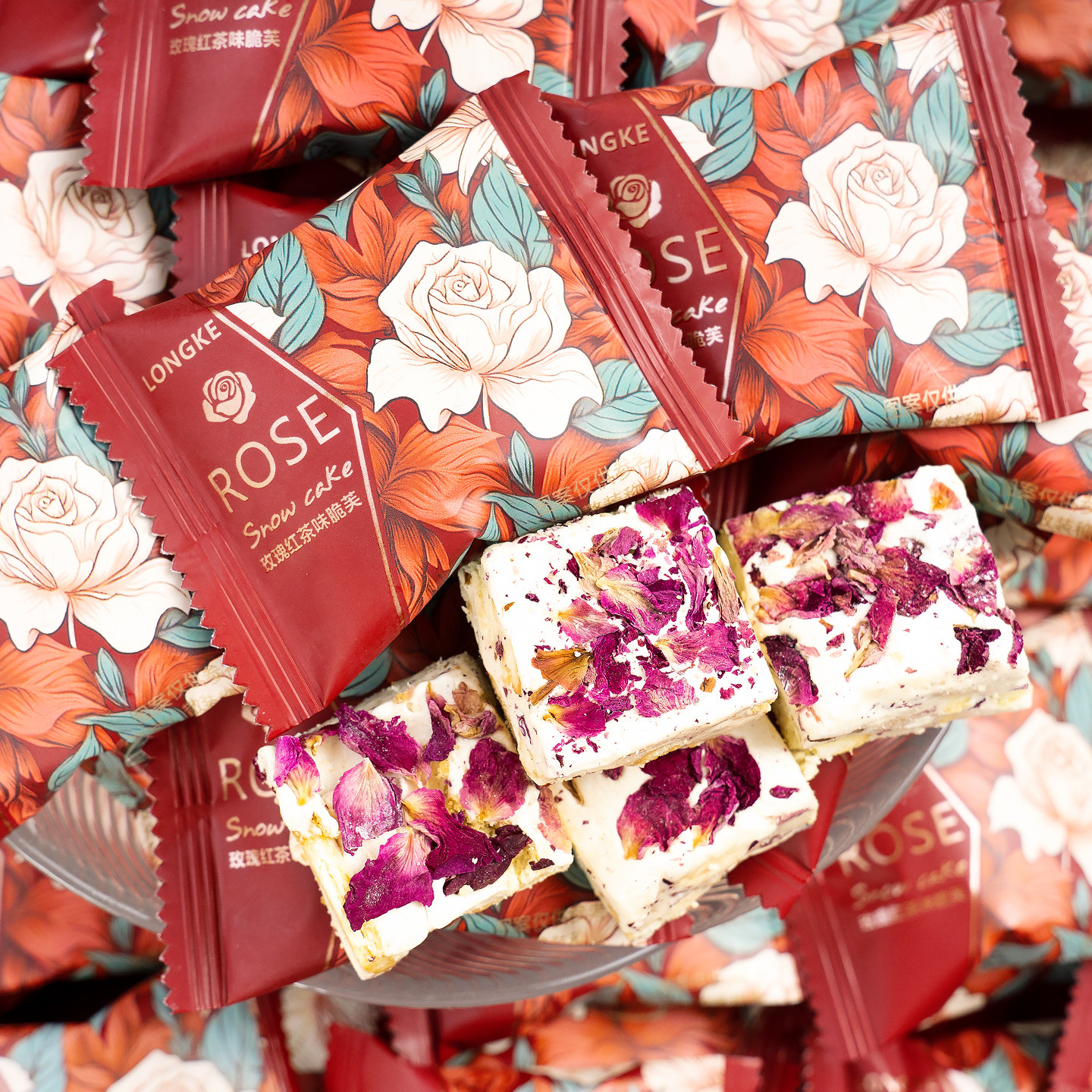 萌芽虎 浪漫玫瑰红茶味雪花酥结婚庆牛轧糖果网红零食喜糖批发