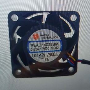AAVID PEAD14028BM MF02 12V 0.82A 4厘米大风力散热风扇