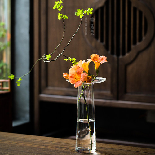 玻璃透明花瓶台面花瓶价格 玻璃透明花瓶台面花瓶图片 星期三